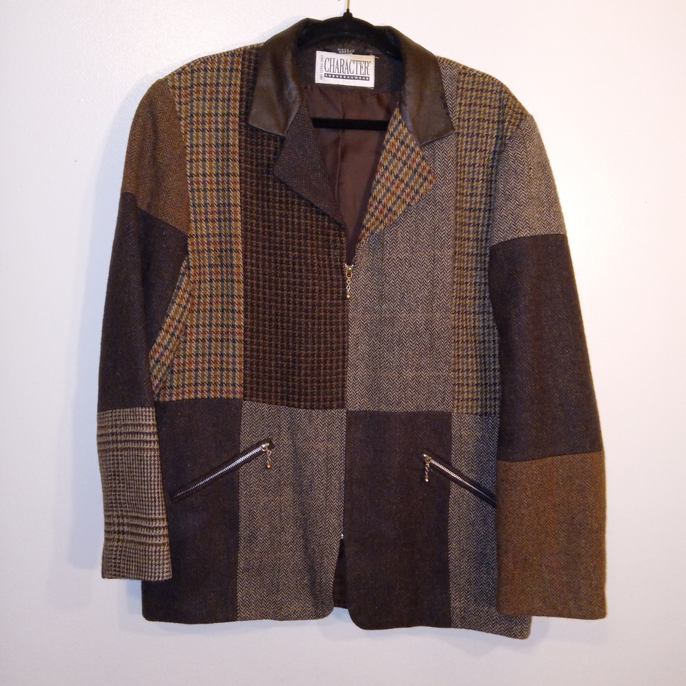 Patchwork Blazer With Faux Leather Collar - image 1